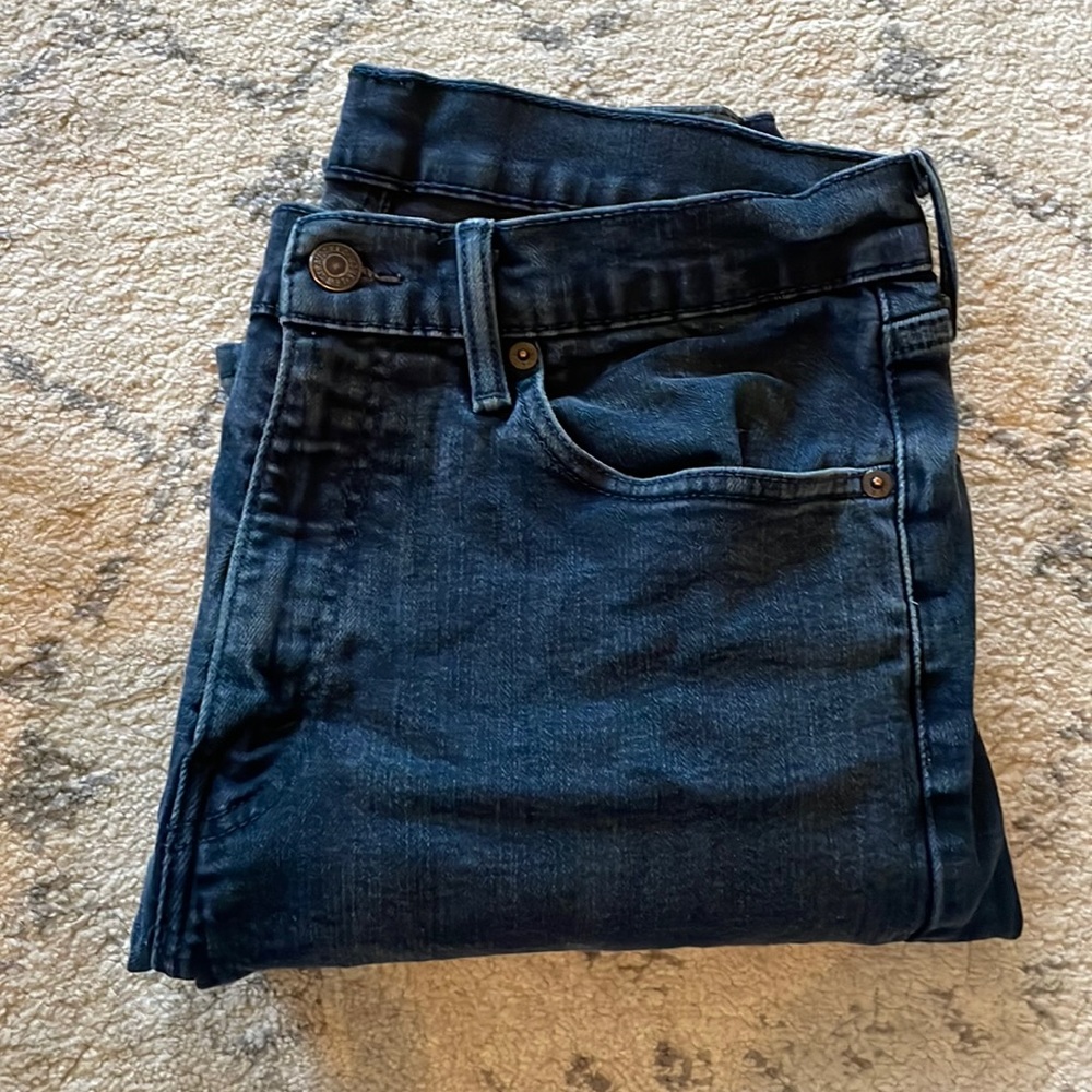 Men’s Levi 505 Jeans. Size 33x34